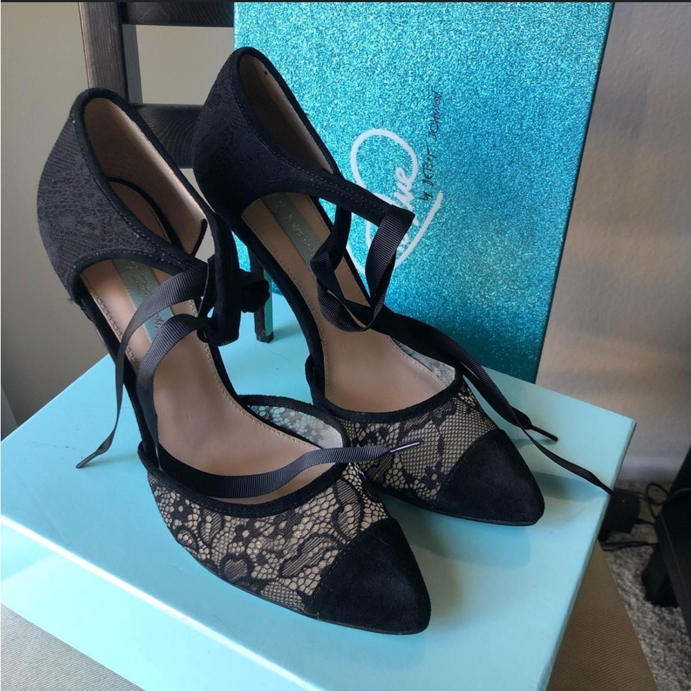 Betsey Johnson Woman's 8 Black and Light Blue Heels